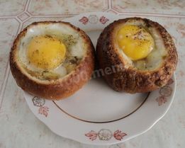 Яичница в булочке