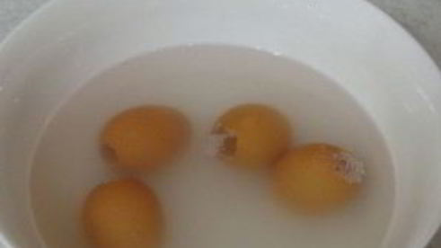 яйца заливные