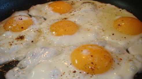 яйца жаренные в мешочек