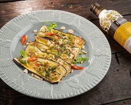 Закуска из запеченных баклажанов с арахисом