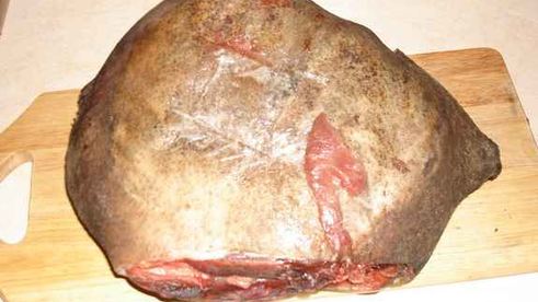 запеченая свинина, маринованая в кефире