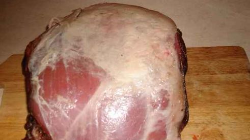 запеченая свинина, маринованая в кефире