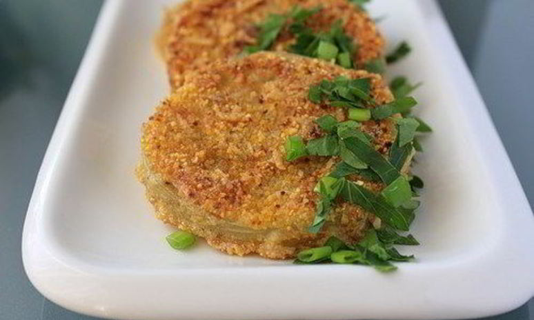 Рецепт жареных зеленых помидоров с молочной подливкой