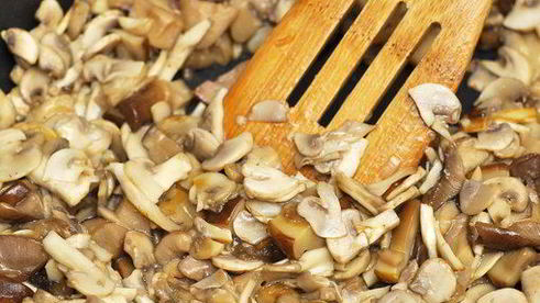 блинная улитка с грибным жюльеном