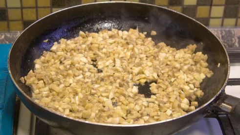 жульен из шампиньонов классический