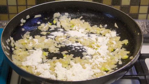 жульен из шампиньонов классический