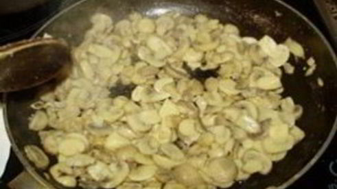 жульен с грибами и ветчиной