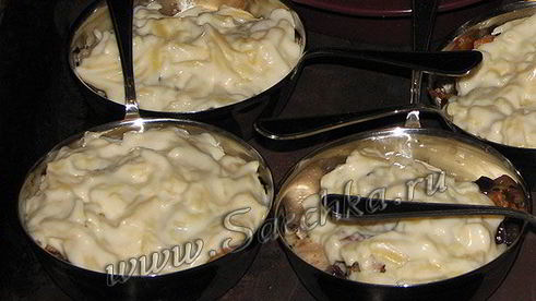 жульен со свининой