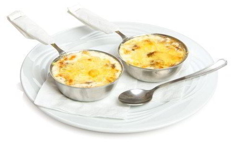 Рецепт жюльена из кальмаров с луком и грибами