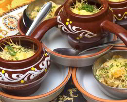 Жюльен из свежих грибов с зеленью